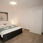 Natura Zadarvillas فيلة