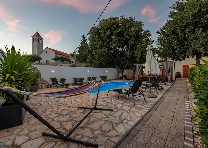 Βίλα Natura Zadarvillas *