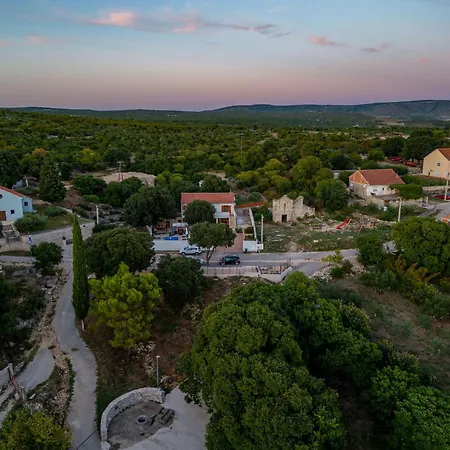 빌라 Natura Zadarvillas *