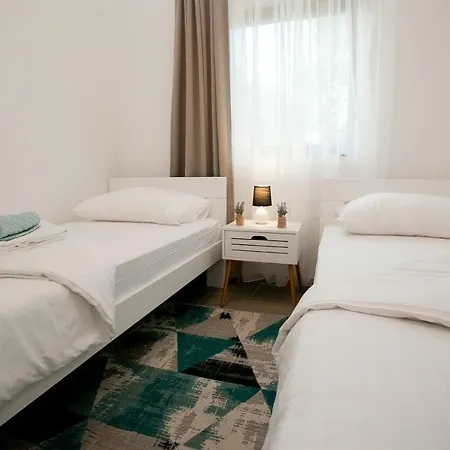 Natura Zadarvillas 빌라 벤코바츠