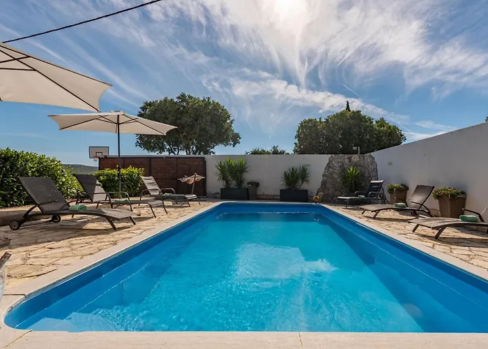 Natura Zadarvillas * Benkovac