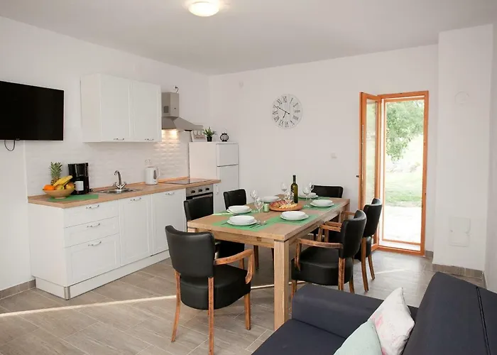 Natura Zadarvillas *